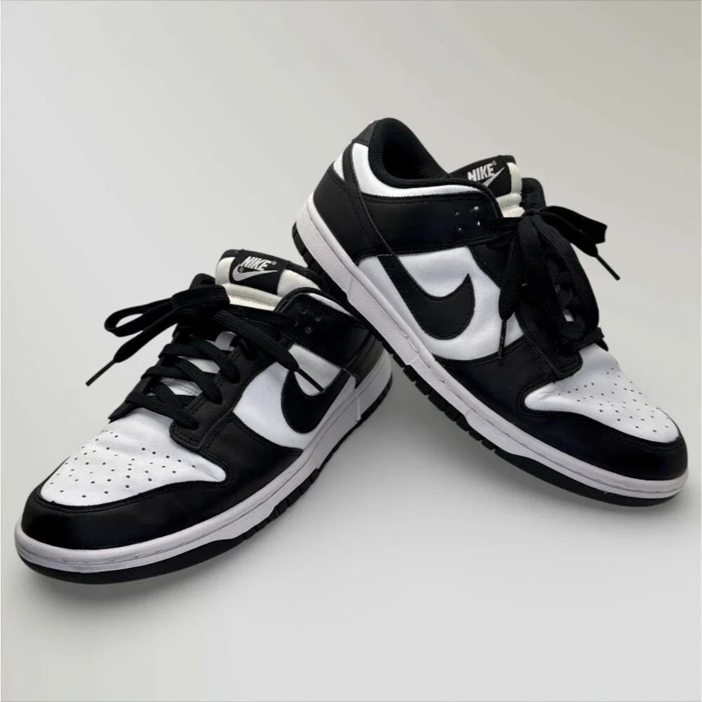 Nike Women's Black and White Low-Top Sneakers
